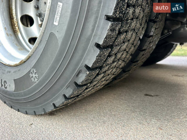 Сірий Вольво FH 13, об'ємом двигуна 12.9 л та пробігом 820 тис. км за 42900 $, фото 21 на Automoto.ua