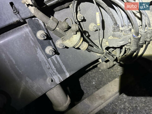 Сірий Вольво FH 13, об'ємом двигуна 12.9 л та пробігом 820 тис. км за 42900 $, фото 32 на Automoto.ua