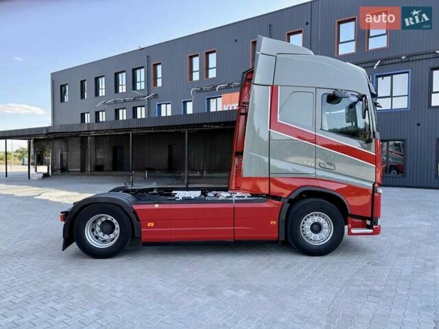 Серый Вольво FH 13, объемом двигателя 0 л и пробегом 780 тыс. км за 48999 $, фото 18 на Automoto.ua