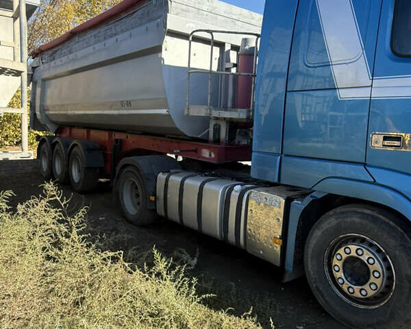 Синий Вольво FH 13, объемом двигателя 12.6 л и пробегом 130 тыс. км за 30000 $, фото 2 на Automoto.ua