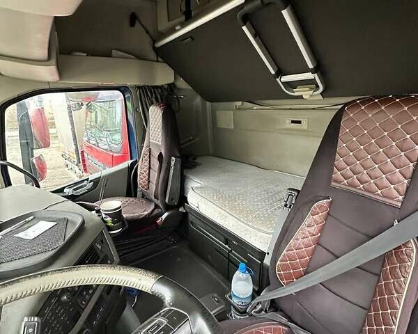 Синий Вольво FH 13, объемом двигателя 12.78 л и пробегом 1 тыс. км за 34000 $, фото 5 на Automoto.ua