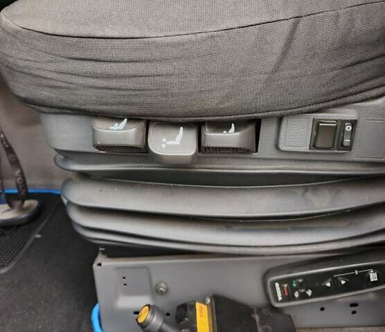 Синій Вольво FH 13, об'ємом двигуна 12.78 л та пробігом 1 тис. км за 35000 $, фото 16 на Automoto.ua