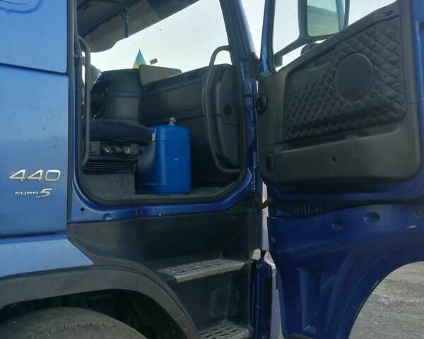 Синій Вольво FH 13, об'ємом двигуна 13 л та пробігом 2 тис. км за 13700 $, фото 6 на Automoto.ua