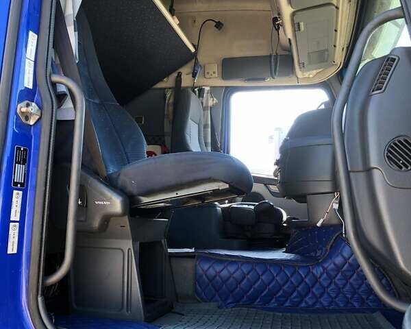 Синій Вольво FH 13, об'ємом двигуна 12.8 л та пробігом 944 тис. км за 13500 $, фото 35 на Automoto.ua