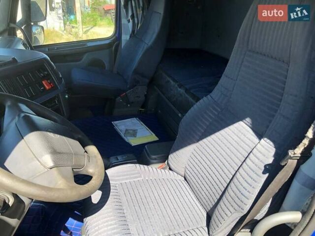 Синій Вольво FH 13, об'ємом двигуна 12.8 л та пробігом 944 тис. км за 13500 $, фото 7 на Automoto.ua