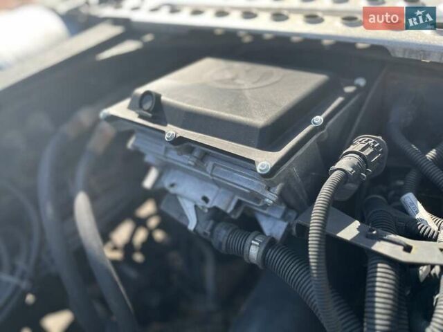 Вольво FH 13 2008 в Ковель на Automoto.ua Синий Вольво FH 13, объемом двигателя 12.8 л и пробегом 852 тыс. км за 30000 $, фото 16 на Automoto.ua