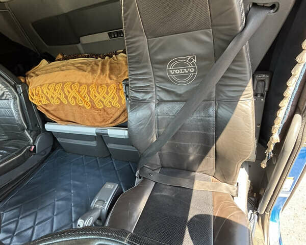 Синій Вольво FH 13, об'ємом двигуна 0 л та пробігом 1 тис. км за 18000 $, фото 5 на Automoto.ua