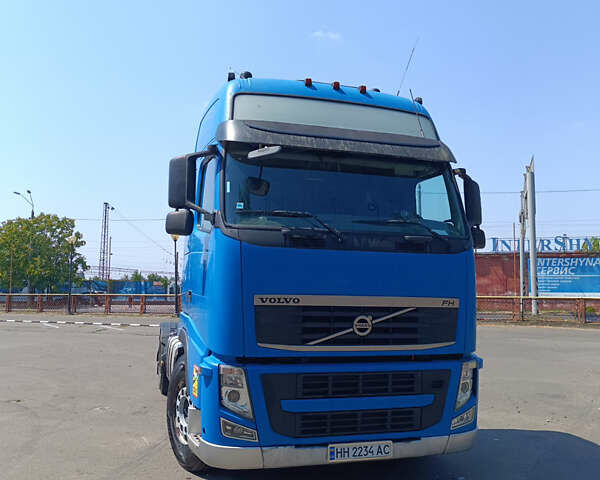 Синий Вольво FH 13, объемом двигателя 12.78 л и пробегом 975 тыс. км за 17200 $, фото 8 на Automoto.ua