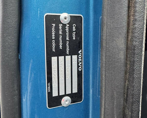 Синий Вольво FH 13, объемом двигателя 12.9 л и пробегом 1000 тыс. км за 22800 $, фото 21 на Automoto.ua