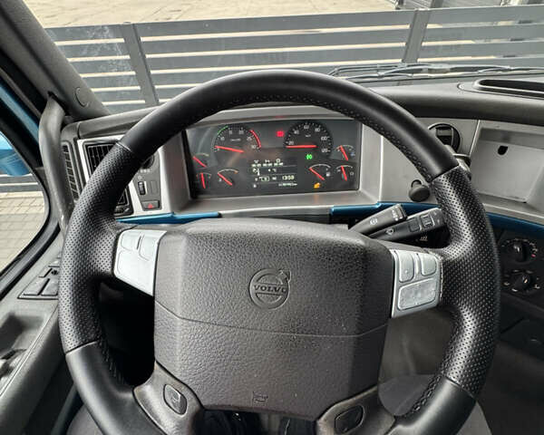 Синий Вольво FH 13, объемом двигателя 12.9 л и пробегом 1000 тыс. км за 22800 $, фото 35 на Automoto.ua