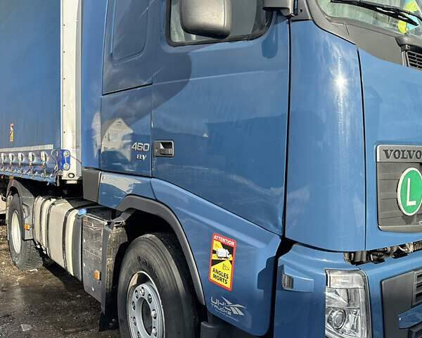 Синий Вольво FH 13, объемом двигателя 0 л и пробегом 870 тыс. км за 26000 $, фото 6 на Automoto.ua