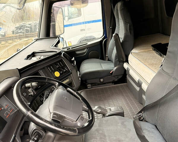 Синий Вольво FH 13, объемом двигателя 12.9 л и пробегом 1 тыс. км за 16500 $, фото 4 на Automoto.ua