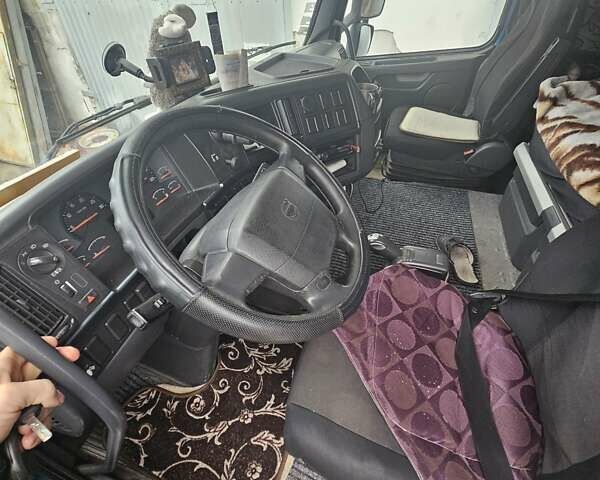 Синій Вольво FH 13, об'ємом двигуна 12.8 л та пробігом 1 тис. км за 19900 $, фото 6 на Automoto.ua