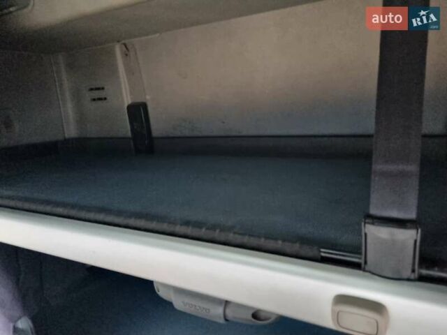 Синий Вольво FH 13, объемом двигателя 0 л и пробегом 800 тыс. км за 28000 $, фото 30 на Automoto.ua