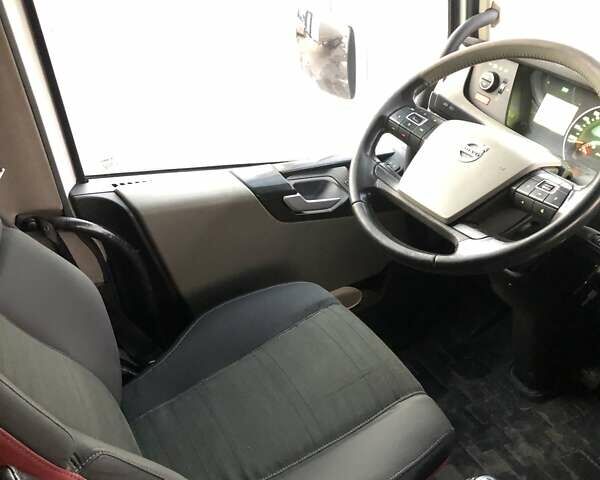 Синий Вольво FH 13, объемом двигателя 13 л и пробегом 950 тыс. км за 31700 $, фото 4 на Automoto.ua