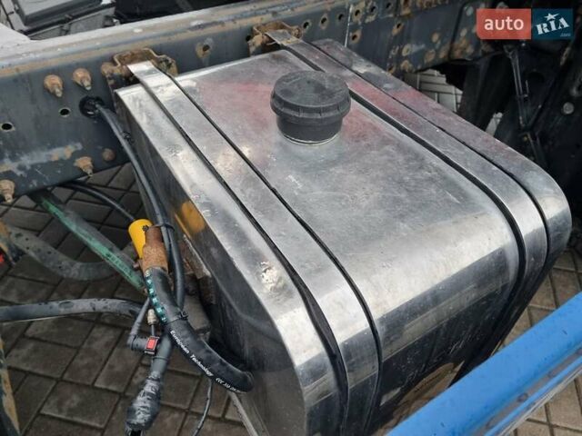 Синий Вольво FH 13, объемом двигателя 0 л и пробегом 800 тыс. км за 28000 $, фото 25 на Automoto.ua