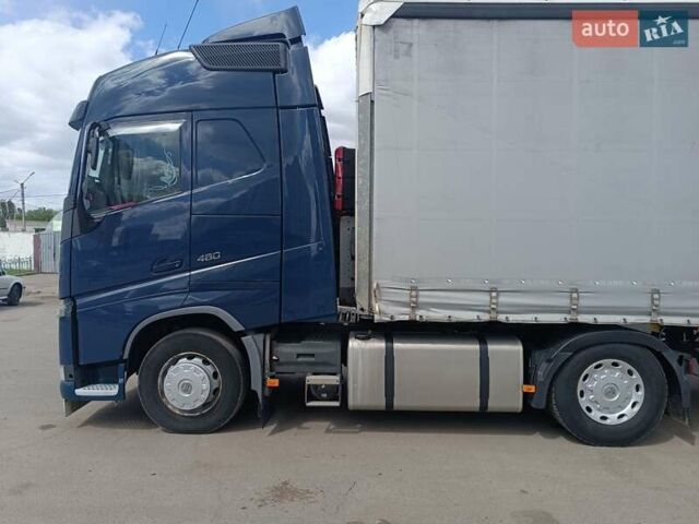 Синий Вольво FH 13, объемом двигателя 12.8 л и пробегом 990 тыс. км за 27500 $, фото 4 на Automoto.ua