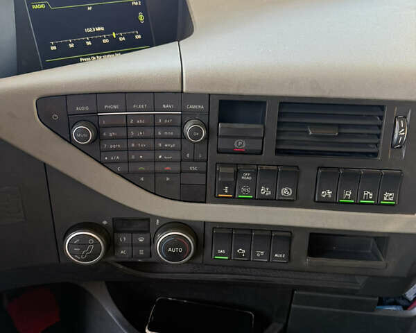 Синий Вольво FH 13, объемом двигателя 12.78 л и пробегом 1 тыс. км за 31000 $, фото 8 на Automoto.ua