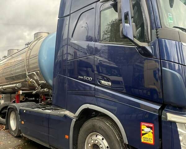 Синий Вольво FH 13, объемом двигателя 12.78 л и пробегом 952 тыс. км за 34000 $, фото 11 на Automoto.ua