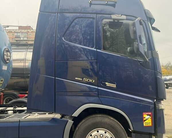 Синий Вольво FH 13, объемом двигателя 12.78 л и пробегом 952 тыс. км за 34000 $, фото 4 на Automoto.ua