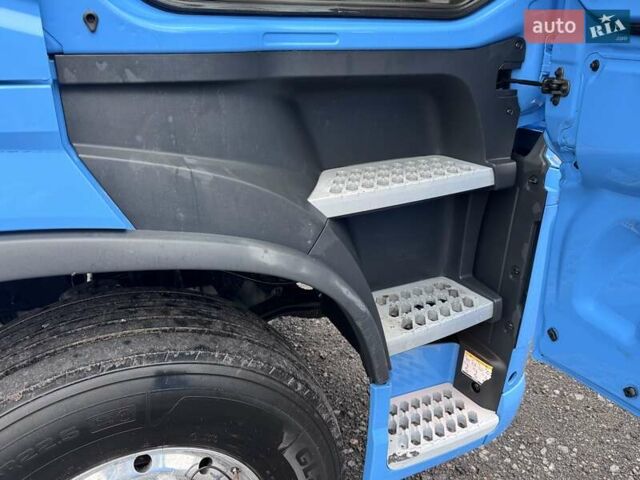 Синий Вольво FH 13, объемом двигателя 0 л и пробегом 918 тыс. км за 43072 $, фото 43 на Automoto.ua