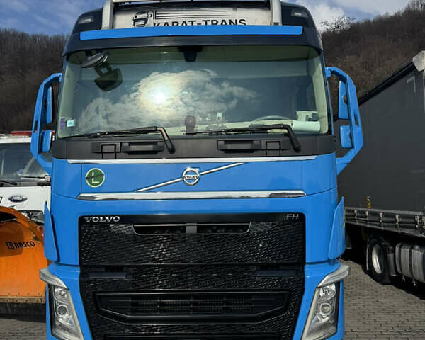 Синій Вольво FH 13, об'ємом двигуна 0 л та пробігом 895 тис. км за 46507 $, фото 2 на Automoto.ua