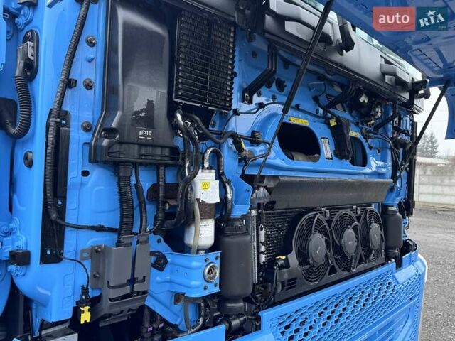 Синий Вольво FH 13, объемом двигателя 0 л и пробегом 918 тыс. км за 43072 $, фото 34 на Automoto.ua