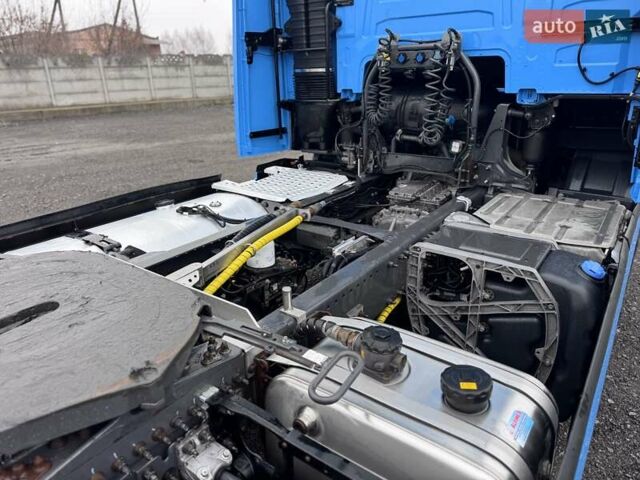 Синий Вольво FH 13, объемом двигателя 0 л и пробегом 918 тыс. км за 43072 $, фото 11 на Automoto.ua