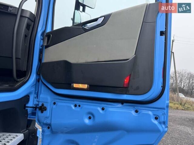 Синий Вольво FH 13, объемом двигателя 0 л и пробегом 918 тыс. км за 43072 $, фото 42 на Automoto.ua