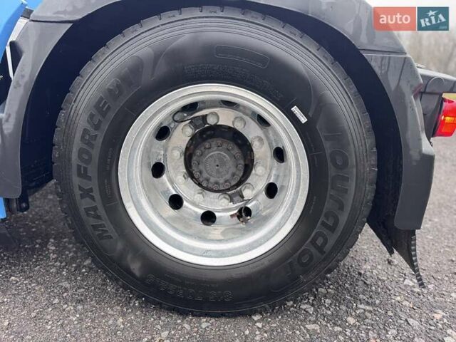 Синій Вольво FH 13, об'ємом двигуна 12.7 л та пробігом 918 тис. км за 43500 $, фото 29 на Automoto.ua