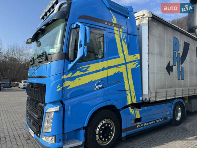 Синій Вольво FH 13, об'ємом двигуна 0 л та пробігом 895 тис. км за 46507 $, фото 4 на Automoto.ua