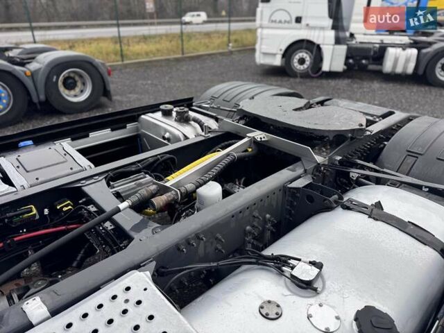 Синий Вольво FH 13, объемом двигателя 0 л и пробегом 918 тыс. км за 43072 $, фото 20 на Automoto.ua