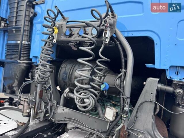 Синий Вольво FH 13, объемом двигателя 0 л и пробегом 918 тыс. км за 43072 $, фото 13 на Automoto.ua