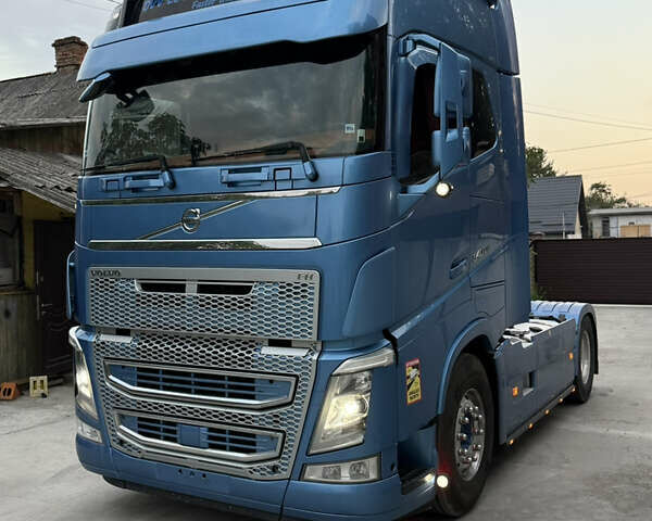 Вольво FH 13 2018 у Дніпро (Дніпропетровську) на Automoto.ua Синій Вольво FH 13, об'ємом двигуна 12.78 л та пробігом 1000 тис. км за 55700 $, фото 28 на Automoto.ua