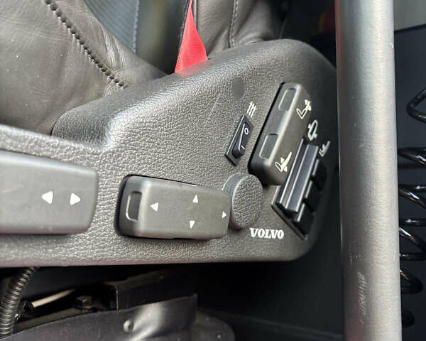 Синий Вольво FH 13, объемом двигателя 12.8 л и пробегом 42 тыс. км за 98500 $, фото 31 на Automoto.ua