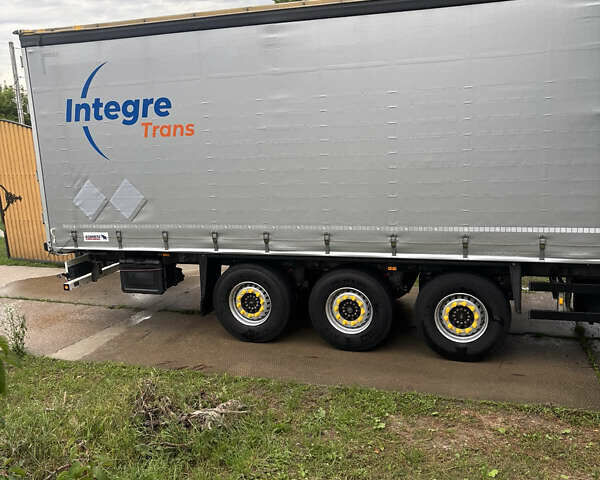 Синий Вольво FH 13, объемом двигателя 12.8 л и пробегом 42 тыс. км за 98500 $, фото 36 на Automoto.ua