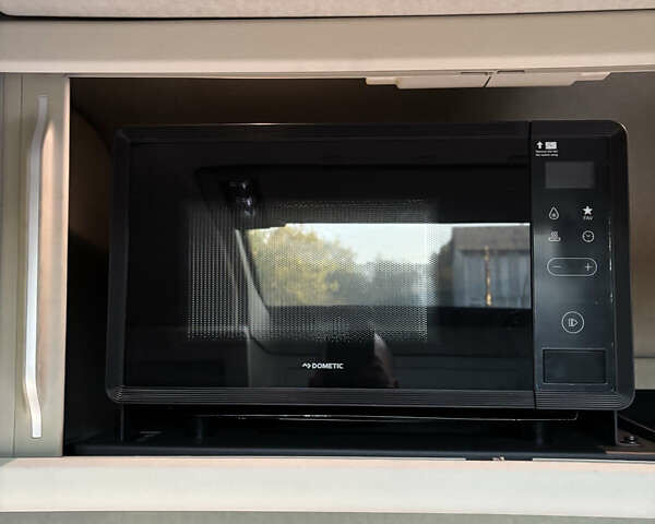 Синий Вольво FH 13, объемом двигателя 12.8 л и пробегом 42 тыс. км за 98500 $, фото 34 на Automoto.ua