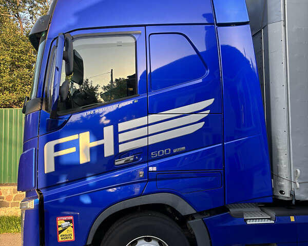 Синий Вольво FH 13, объемом двигателя 12.8 л и пробегом 42 тыс. км за 98500 $, фото 2 на Automoto.ua