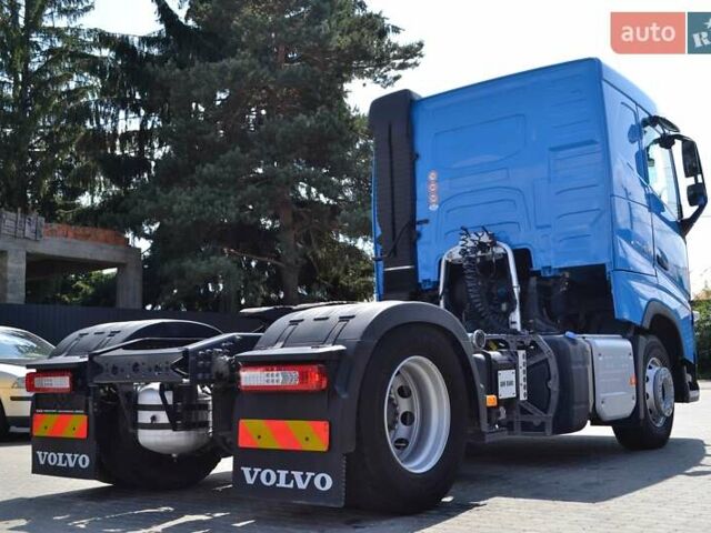 Синий Вольво FH 13, объемом двигателя 12.7 л и пробегом 208 тыс. км за 76999 $, фото 16 на Automoto.ua