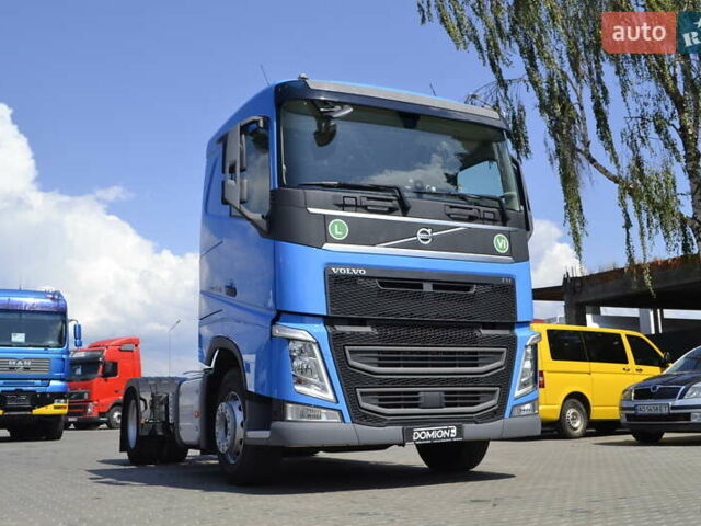 Синий Вольво FH 13, объемом двигателя 12.7 л и пробегом 208 тыс. км за 76999 $, фото 8 на Automoto.ua