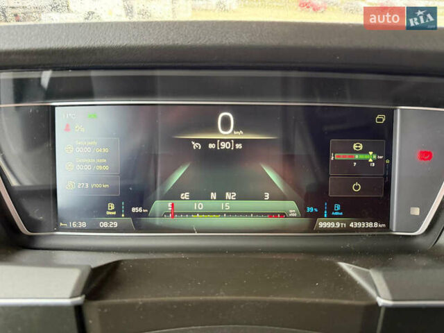 Синий Вольво FH 13, объемом двигателя 12.9 л и пробегом 440 тыс. км за 86891 $, фото 9 на Automoto.ua