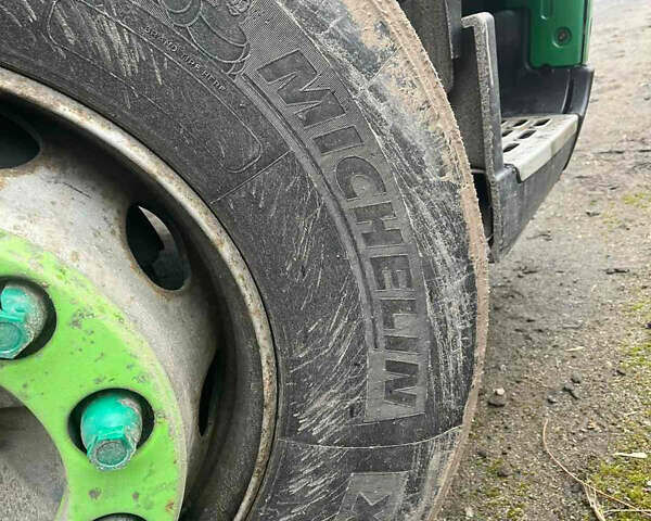 Зеленый Вольво FH 13, объемом двигателя 12.78 л и пробегом 1 тыс. км за 12000 $, фото 11 на Automoto.ua