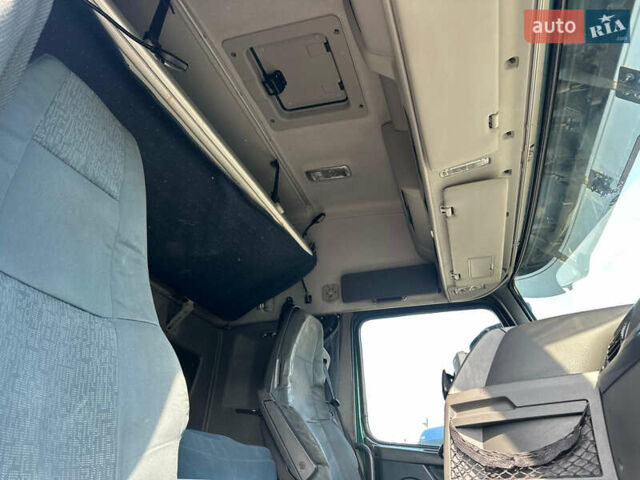 Зелений Вольво FH 13, об'ємом двигуна 12.8 л та пробігом 1 тис. км за 18900 $, фото 11 на Automoto.ua