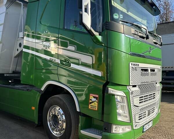 Зелений Вольво FH 13, об'ємом двигуна 12.8 л та пробігом 980 тис. км за 39500 $, фото 3 на Automoto.ua