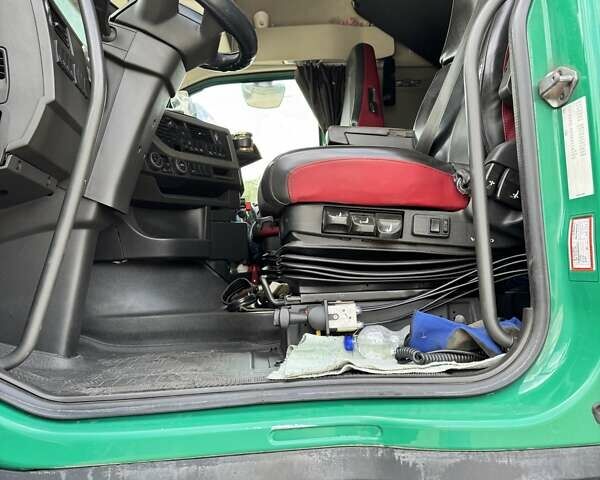 Вольво FH 13 2014 в Запорожье на Automoto.ua Зеленый Вольво FH 13, объемом двигателя 12.78 л и пробегом 961 тыс. км за 32792 $, фото 13 на Automoto.ua
