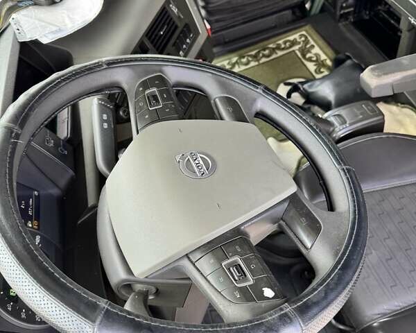 Вольво FH 13 2014 в Запорожье на Automoto.ua Зеленый Вольво FH 13, объемом двигателя 12.78 л и пробегом 961 тыс. км за 32792 $, фото 15 на Automoto.ua
