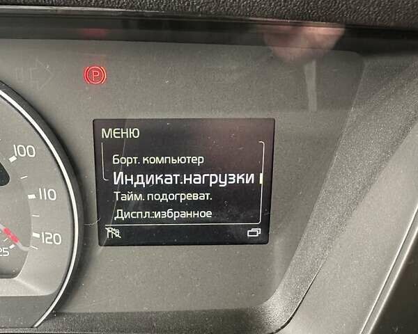 Зеленый Вольво FH 13, объемом двигателя 12.8 л и пробегом 980 тыс. км за 39500 $, фото 4 на Automoto.ua