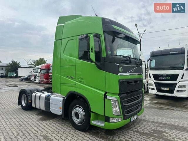 Зелений Вольво FH 13, об'ємом двигуна 12.7 л та пробігом 960 тис. км за 34900 $, фото 8 на Automoto.ua