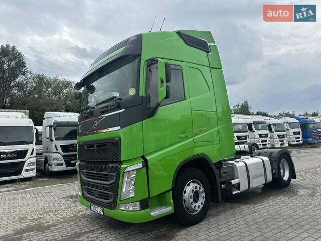Зелений Вольво FH 13, об'ємом двигуна 12.7 л та пробігом 960 тис. км за 34900 $, фото 4 на Automoto.ua