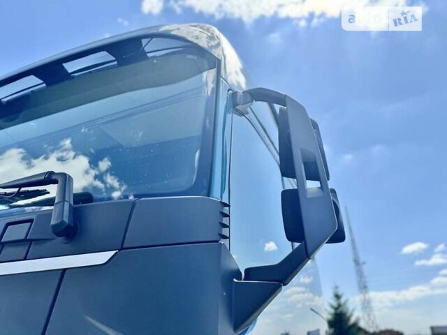 Зелений Вольво FH 13, об'ємом двигуна 0 л та пробігом 800 тис. км за 33900 $, фото 11 на Automoto.ua